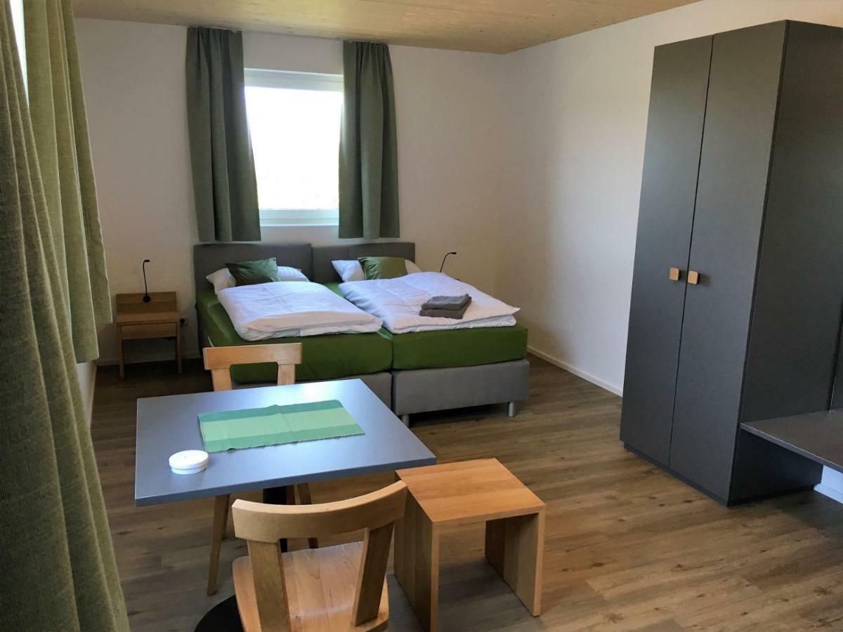 Ferienwohnungen Weinstadt Bagian luar foto